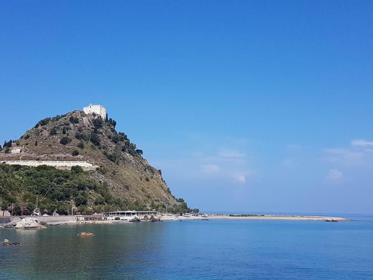 Appartamento La Casa di Aurelio Capo dʼOrlando Esterno foto